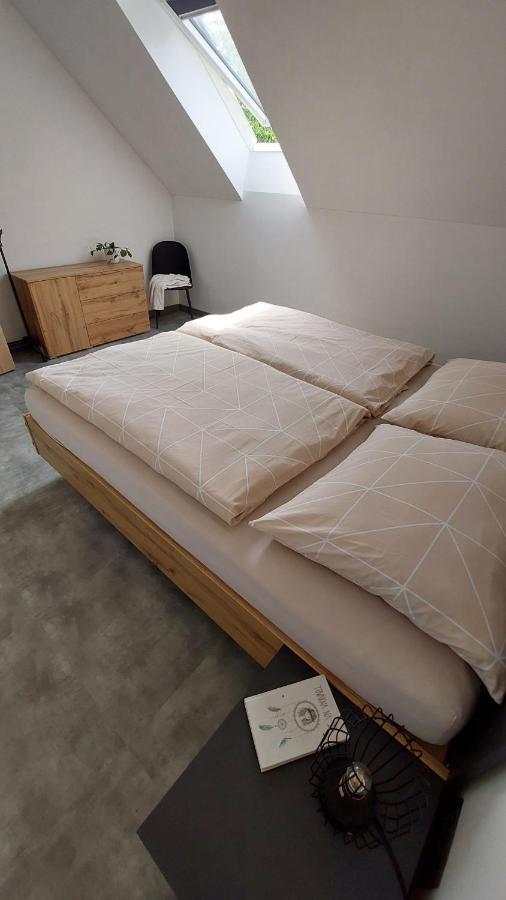 Apartman Po Schodech Nahoru Bořetice 외부 사진
