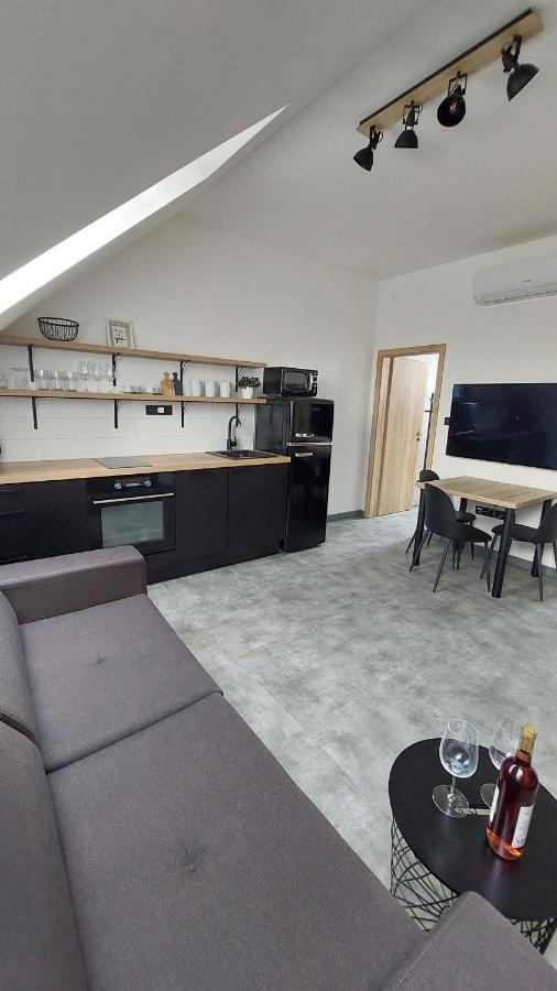 Apartman Po Schodech Nahoru Bořetice 외부 사진